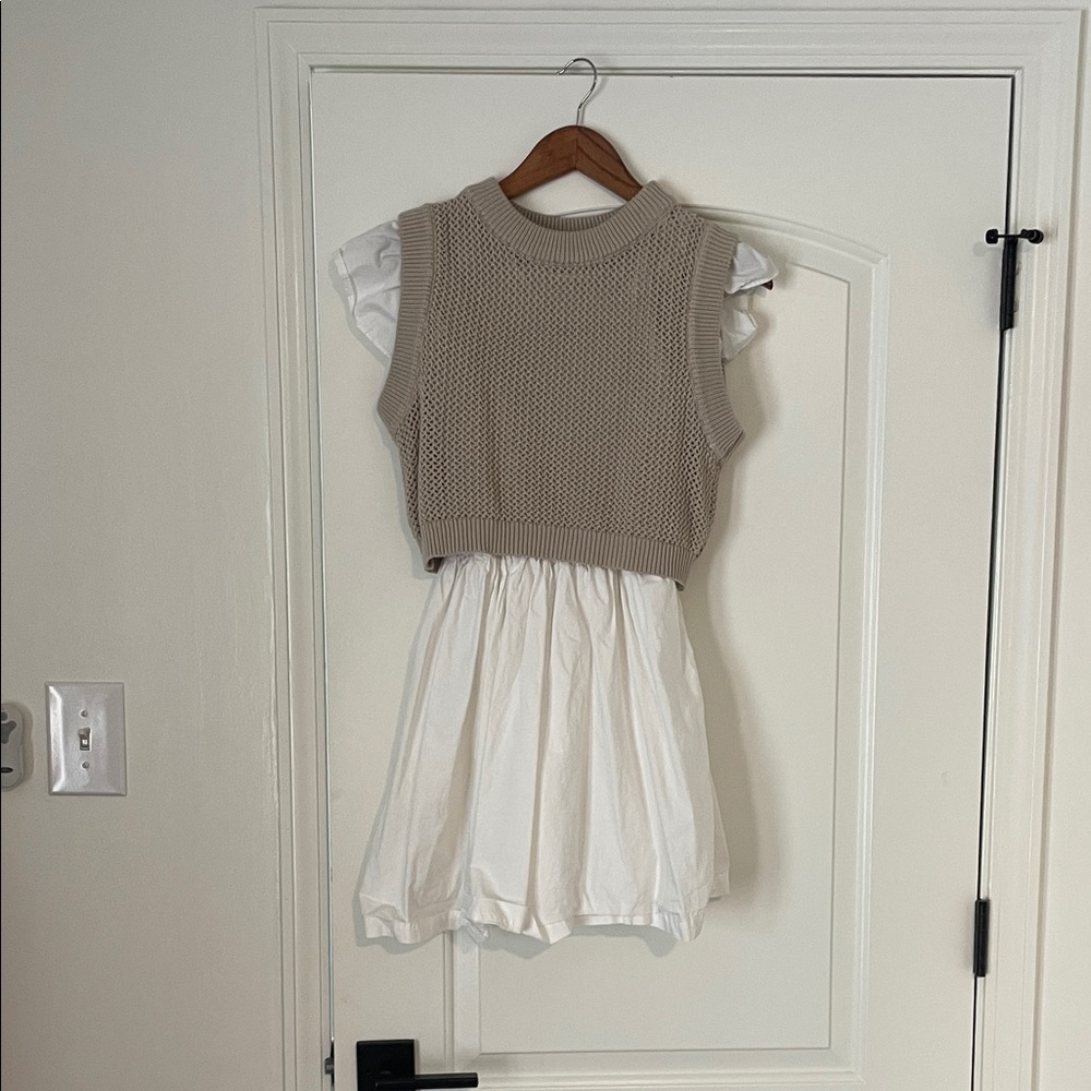 Stylish White and Tan Short Dress